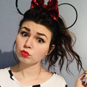 Meet your Posher, Lauren